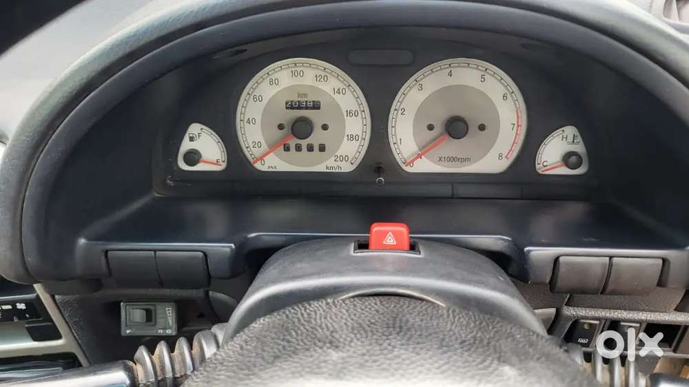 Maruti Suzuki Esteem 2004