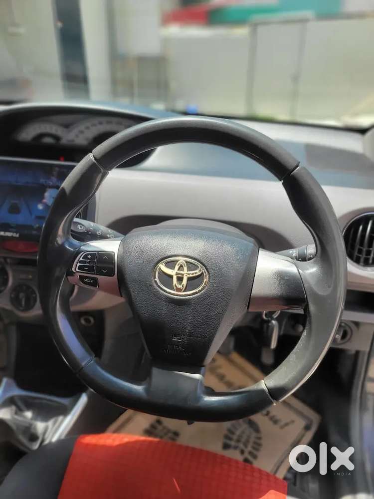 Toyota Etios Liva 2011 Petrol Well Maintained