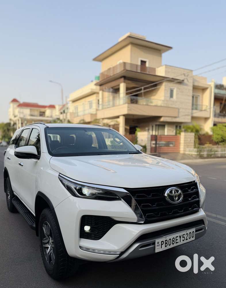 Toyota Fortuner 4x2 At 2.8 Diesel, 2022, Diesel