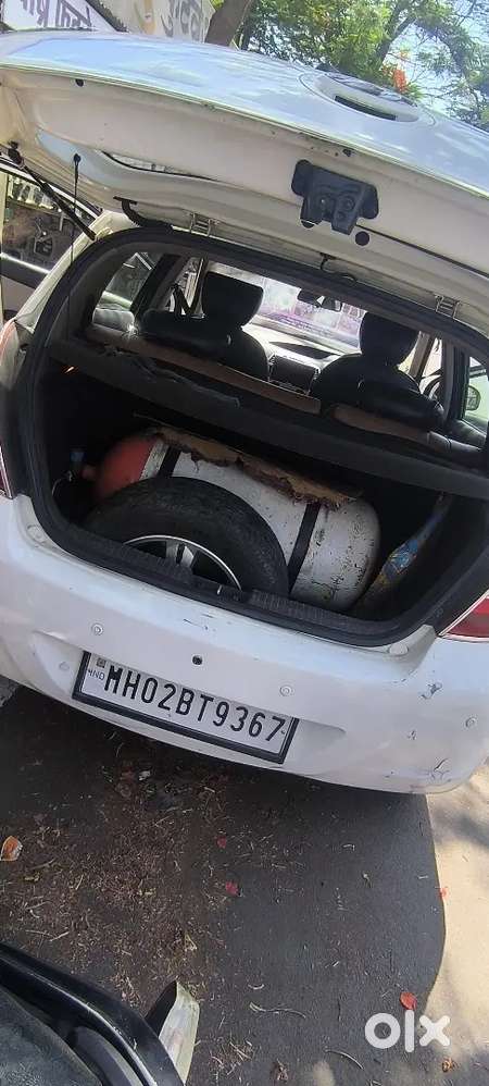 Hyundai I20 2010 Cng & Hybrids Good Condition, Led, Back Camera, Ac.