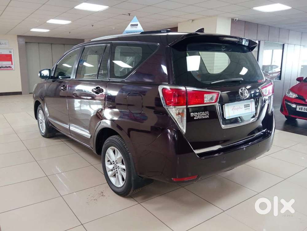 Toyota Innova Crysta 2.4 Gx Mt 8s, 2017, Diesel