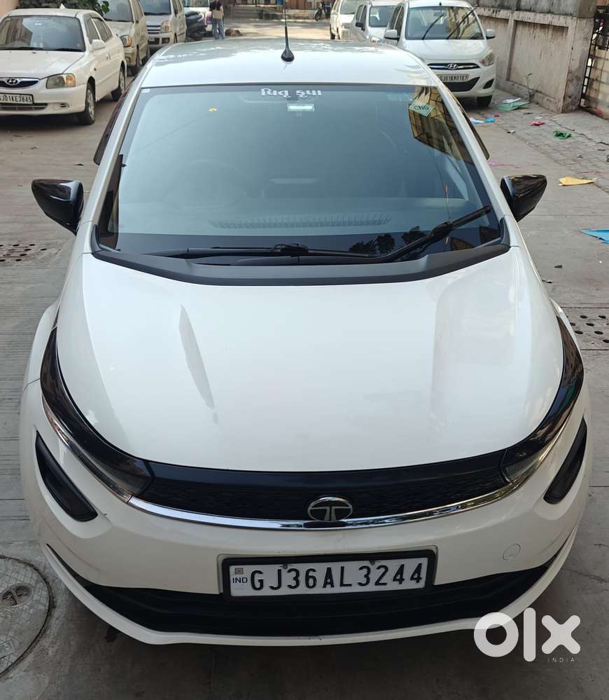 Tata Altroz 1.2 Xm Plus, 2024, Cng & Hybrids