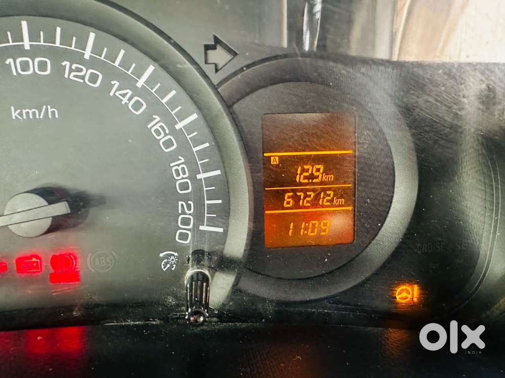 Maruti Suzuki Swift 1.2 Lxi (o), 2017, Petrol