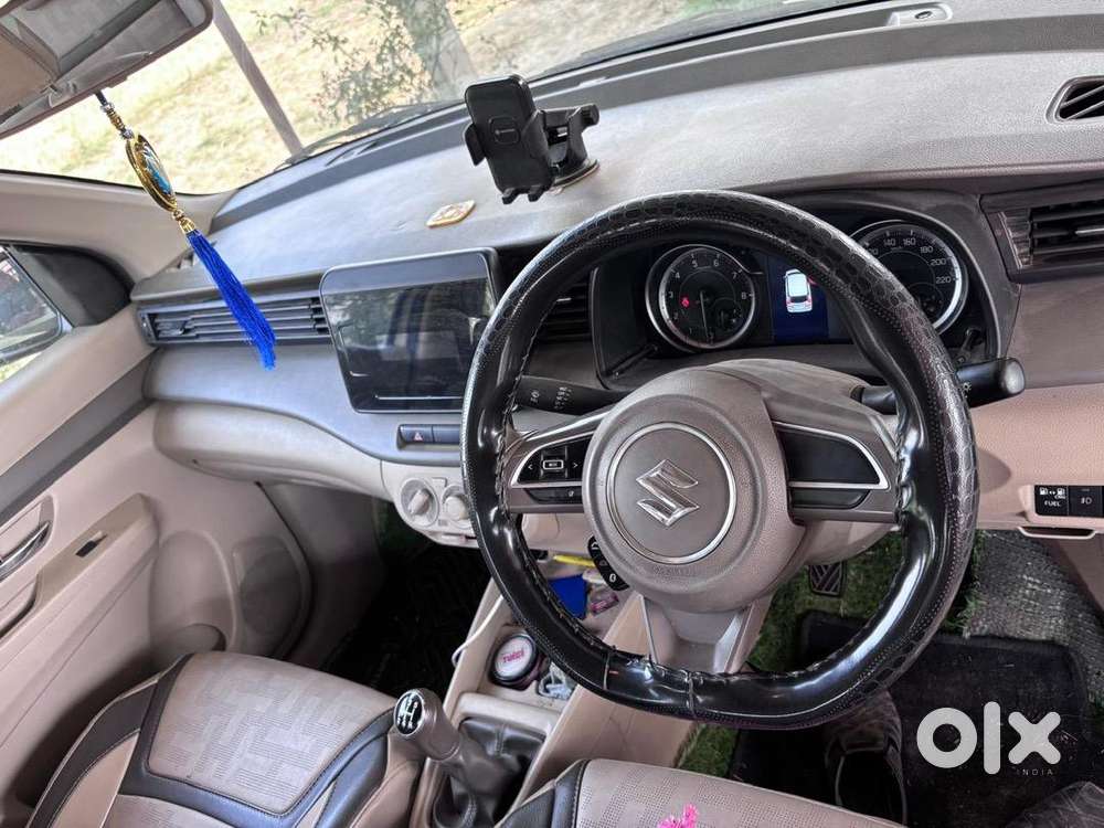 Maruti Suzuki Ertiga 2024 Cng & Hybrids 80000 Km Driven