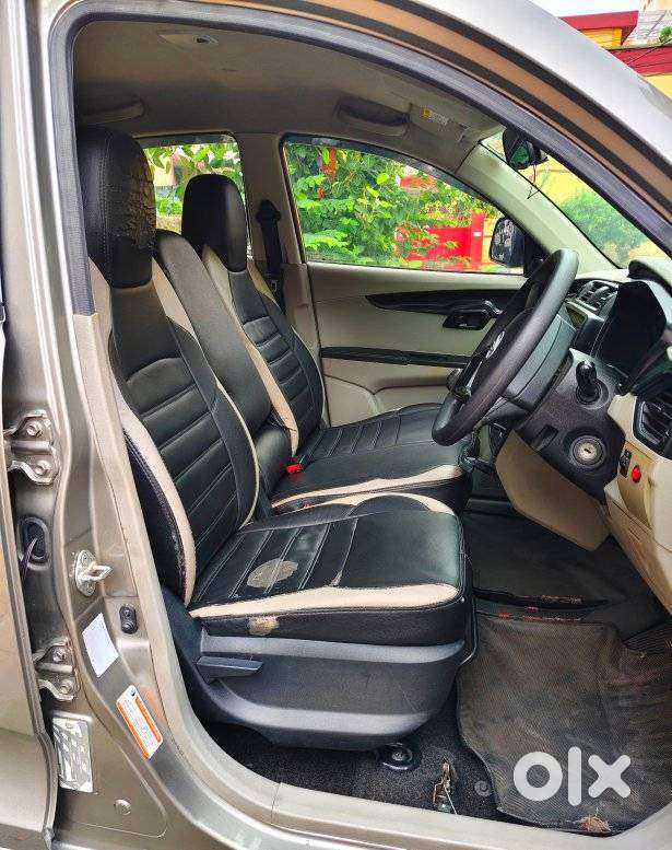 Mahindra Kuv 100 Mahindra-kuv-100-g80-k2-plus, 2017, Petrol