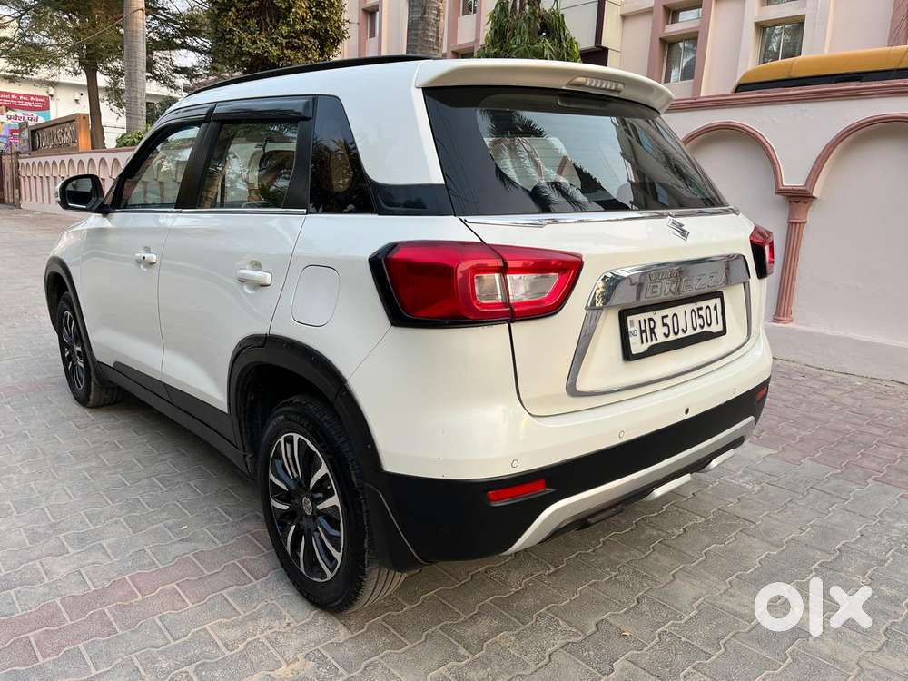 Maruti Suzuki Brezza 1.5 Vxi Smart Hybrid, 2022, Petrol