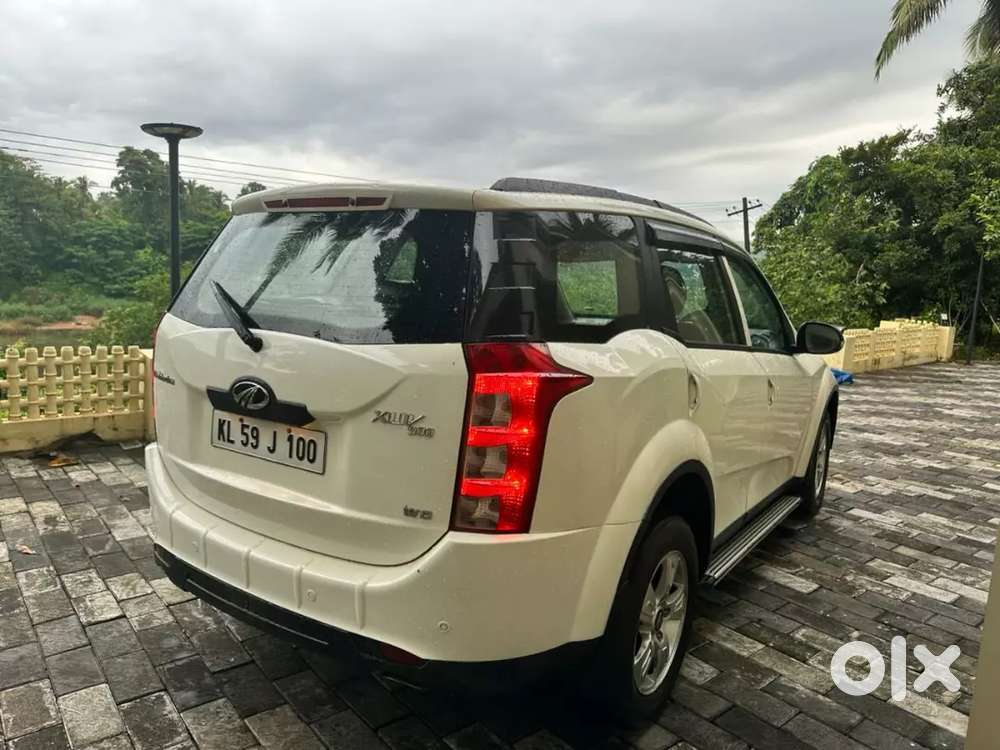 Mahindra Xuv400 2013 Diesel Well Maintained