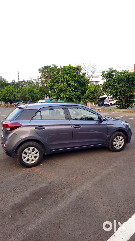 Hyundai I20 Sportz 1.2 Bs-iv, 2019, Petrol