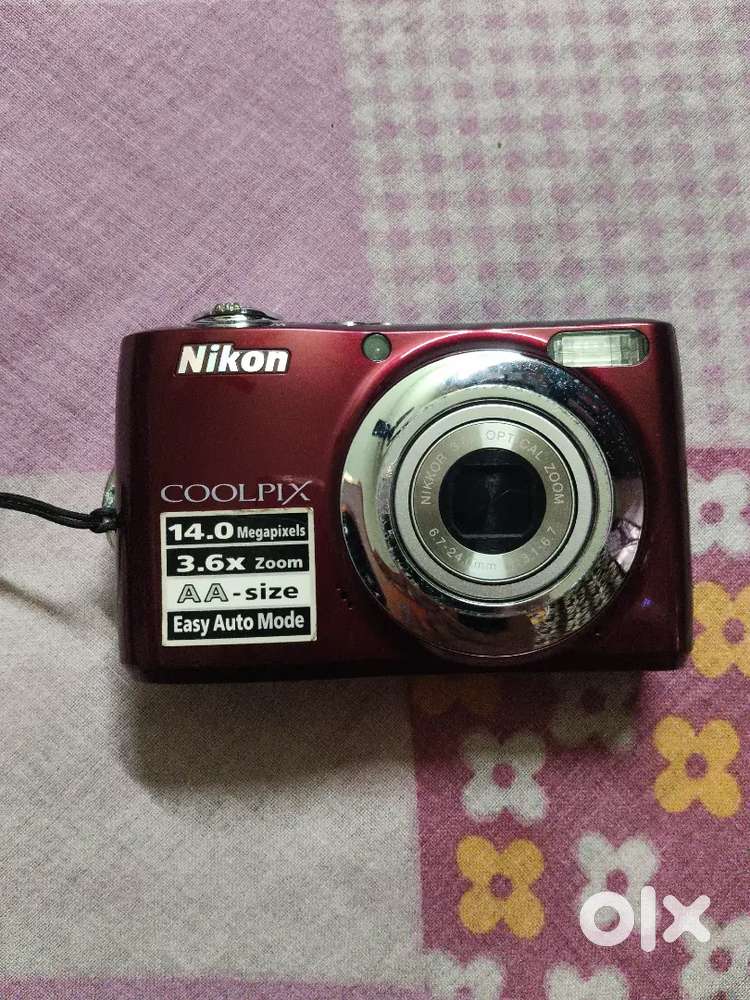 Nikon brand, 10 years age