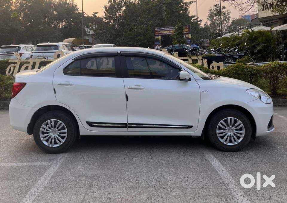 Maruti Suzuki Swift Dzire 1.2 Vxi Bsiv, 2020, Petrol