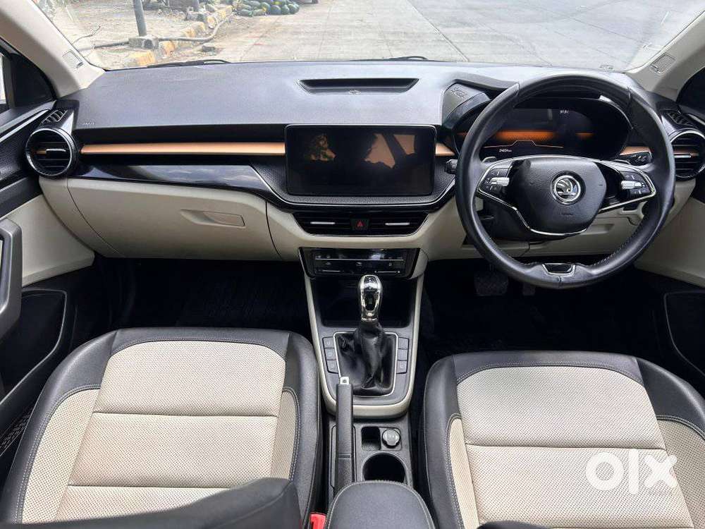 Skoda Slavia 1.0 Tsi Style At, 2024, Petrol
