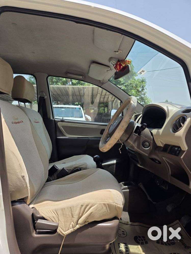 Maruti Suzuki Estilo Lxi, 2011, Petrol