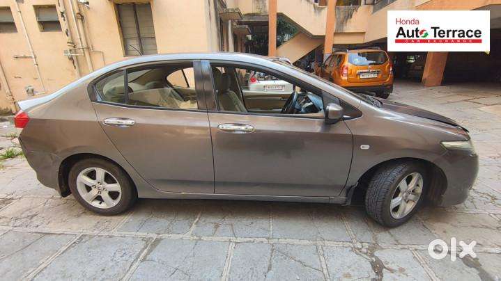 Honda City V At, 2011, Petrol