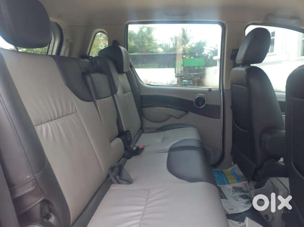 Mahindra Nuvosport 2016