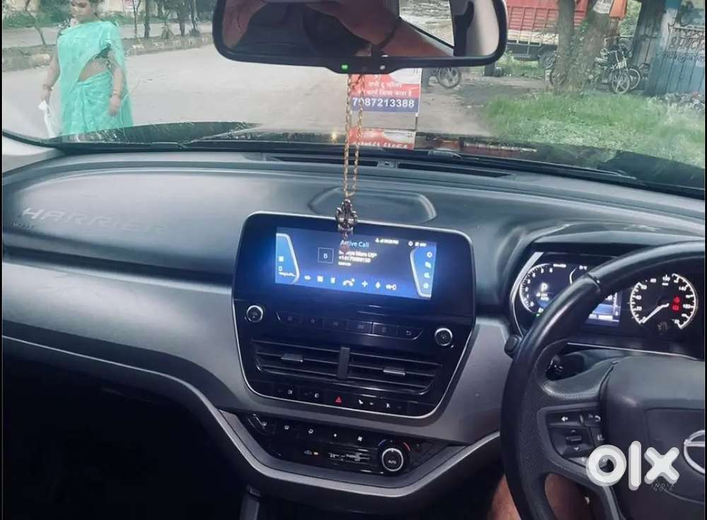 Showroom Condition Tata Harrier Sunroof