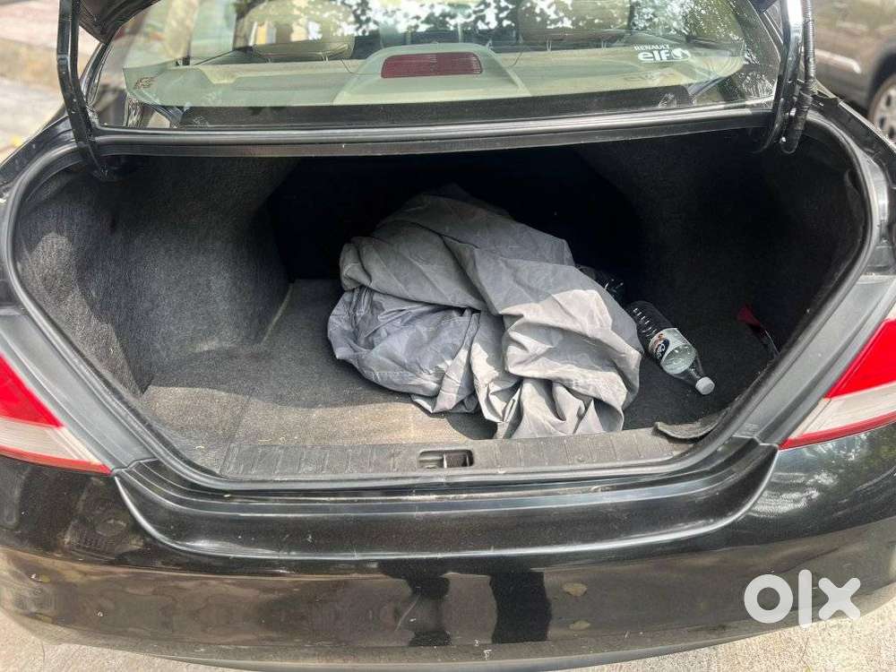 Renault Scala Rxl Petrol, 2013, Petrol