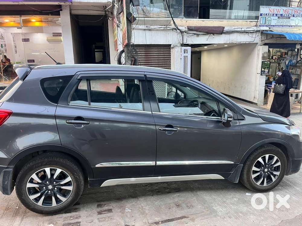 Maruti Suzuki S-cross 2020 Petrol Well Maintained