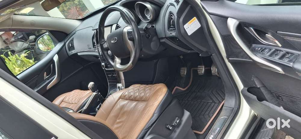 Mahindra Xuv500 W11 Option, 2020, Diesel