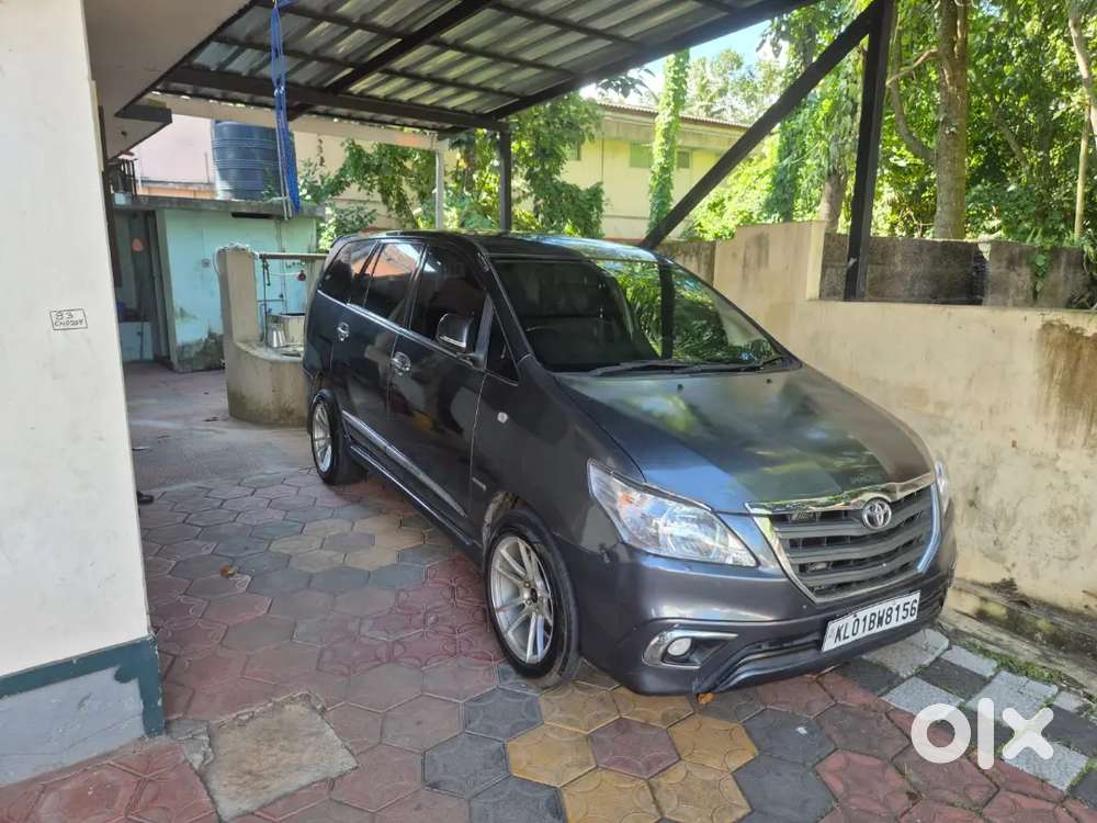Toyota Innova 2.5 2016