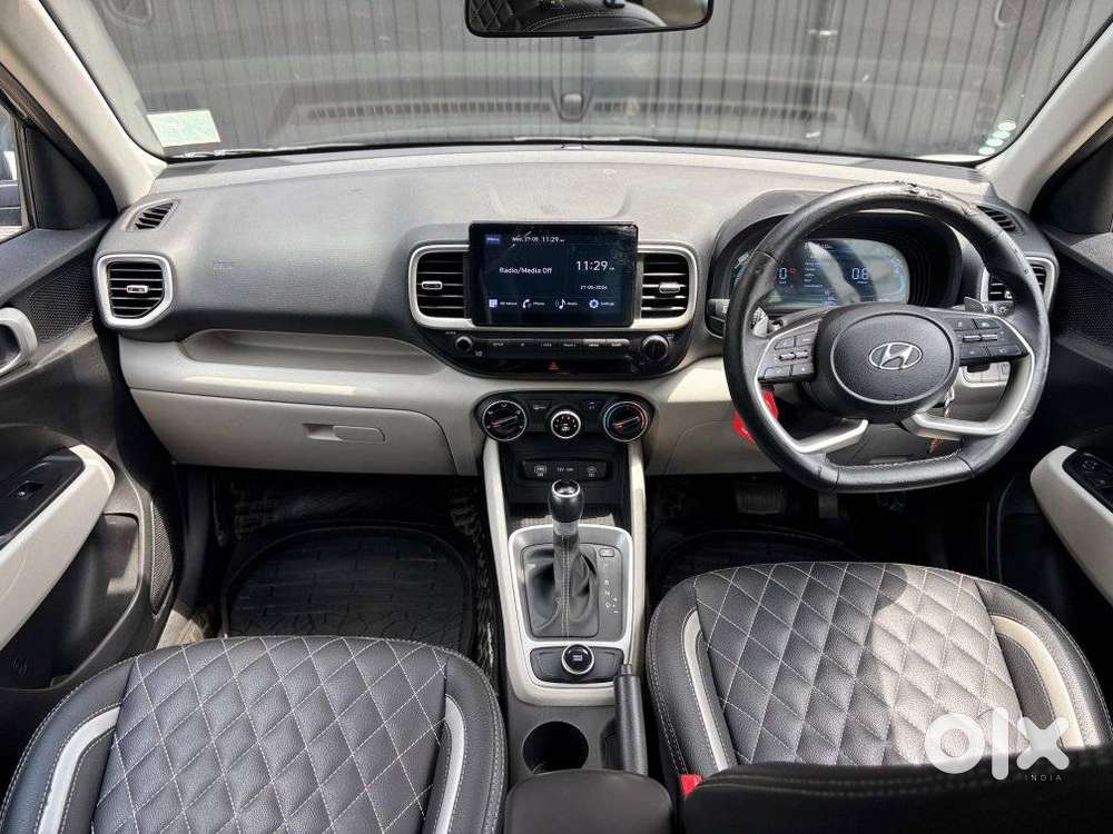 Hyundai Venue 1.0 S (o) Turbo Dct, 2024, Petrol