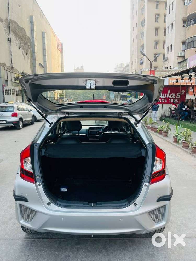 Honda Jazz V Automatic, 2016, Petrol