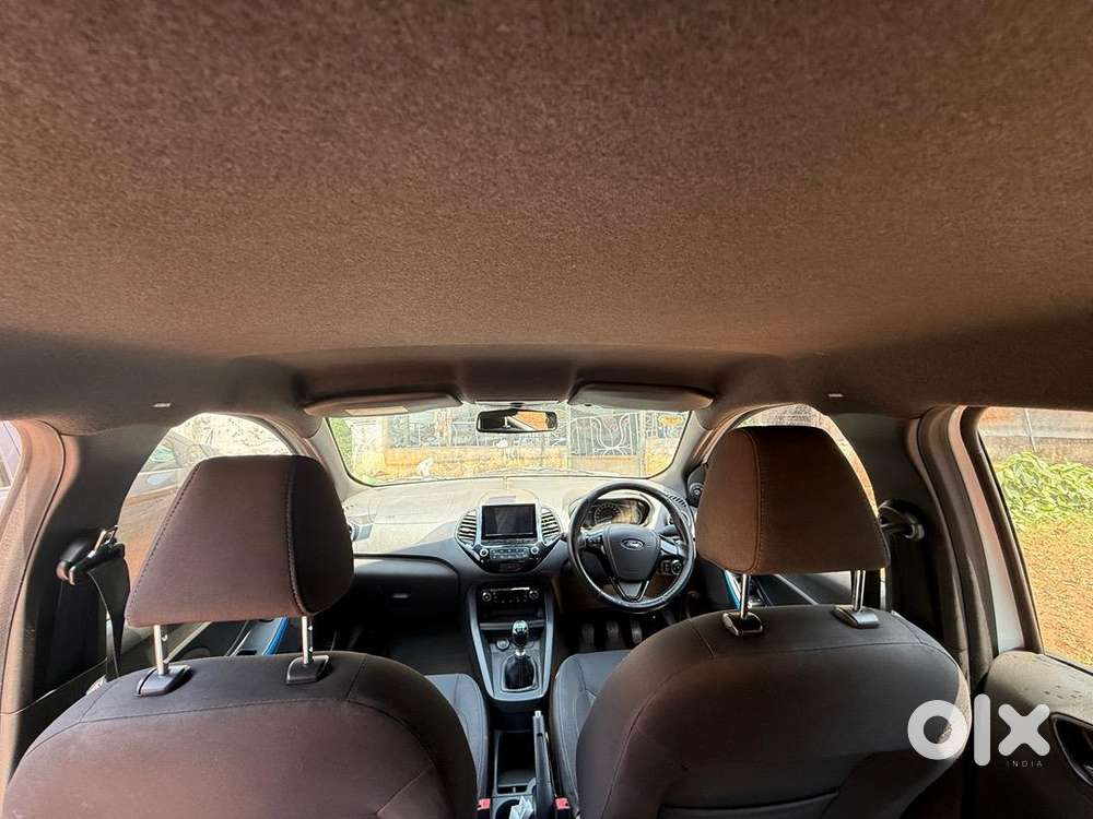 Single Owner Ford Figo Titanium Blu For 525000 Rupees