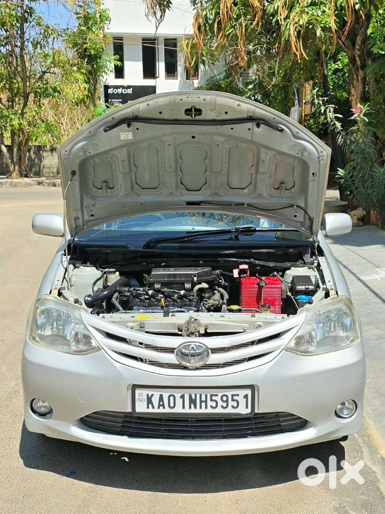 Toyota Etios Liva 2011-2012 G, 2011, Petrol