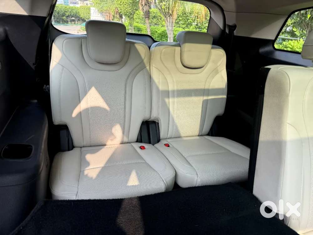 Mahindra Xuv700, 2022, Diesel