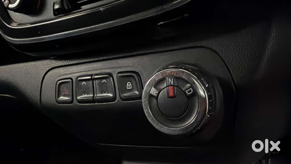 Renault Kwid 1.0 Rxt Amt Opt, 2017, Petrol