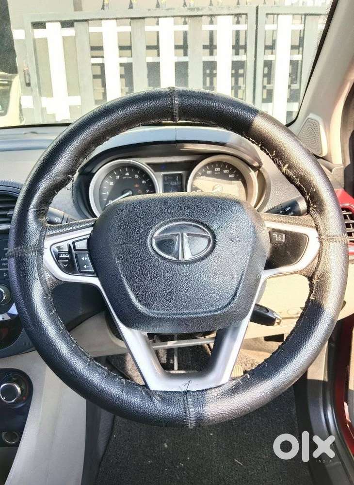 Tata Tiago 1.2 Revotron Xza, 2017, Petrol