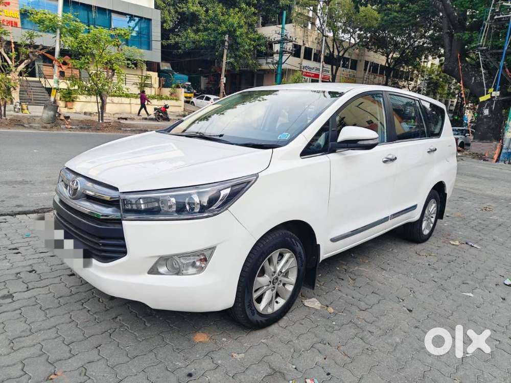 Toyota Innova Crysta 2.4 Vx Mt, 2016, Diesel