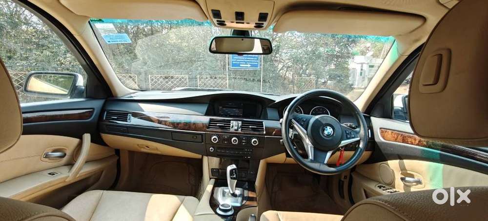 Bmw 5 Series 530i Sedan, 2011, Petrol