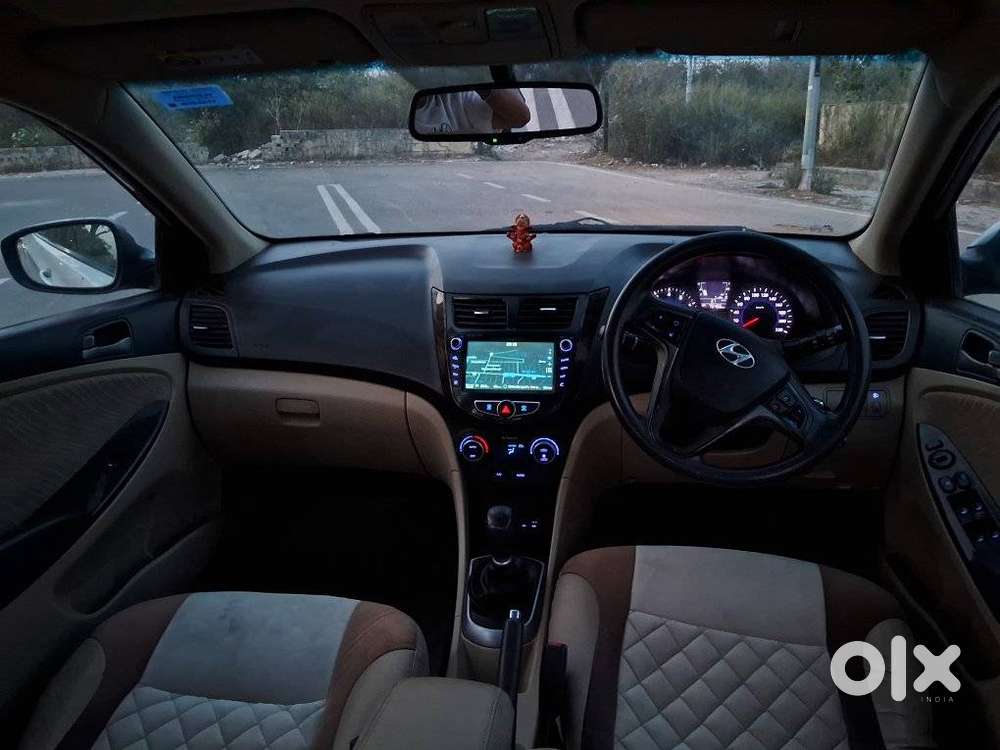 Hyundai Fluidic Verna