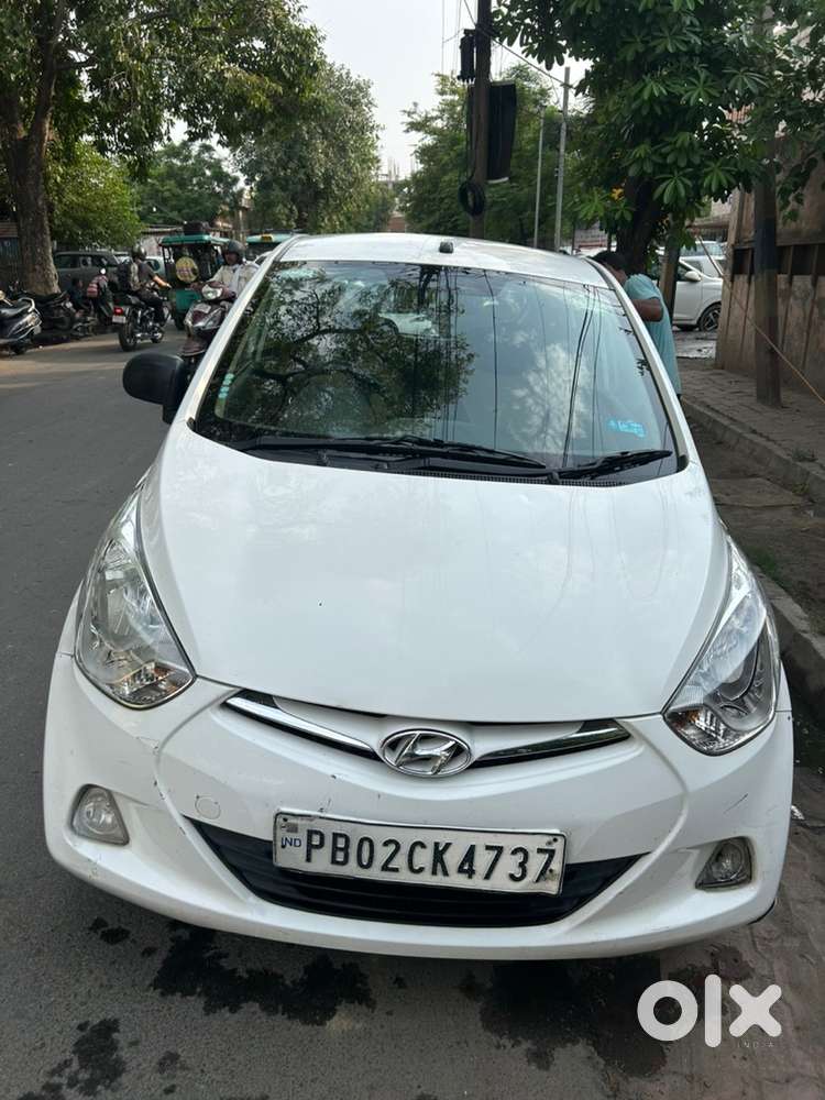 Hyundai Eon 2013 25000 Km Driven