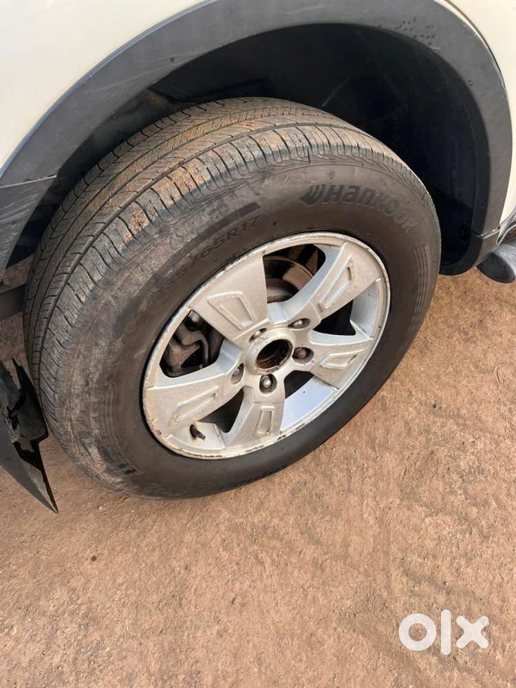 Mahindra Xuv500 2012