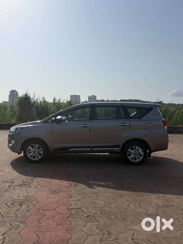 Toyota Innova Crysta 2.4 G Mt, 2019, Diesel