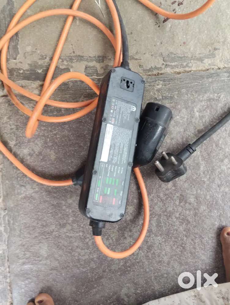 Citron ev car charger residential set up - Photo 2