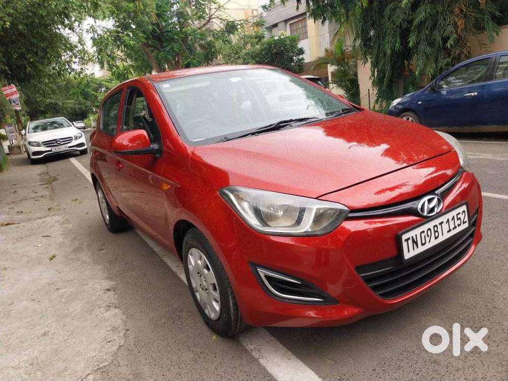 Hyundai I20 Petrol Cvt Magna Executive, 2013, Petrol