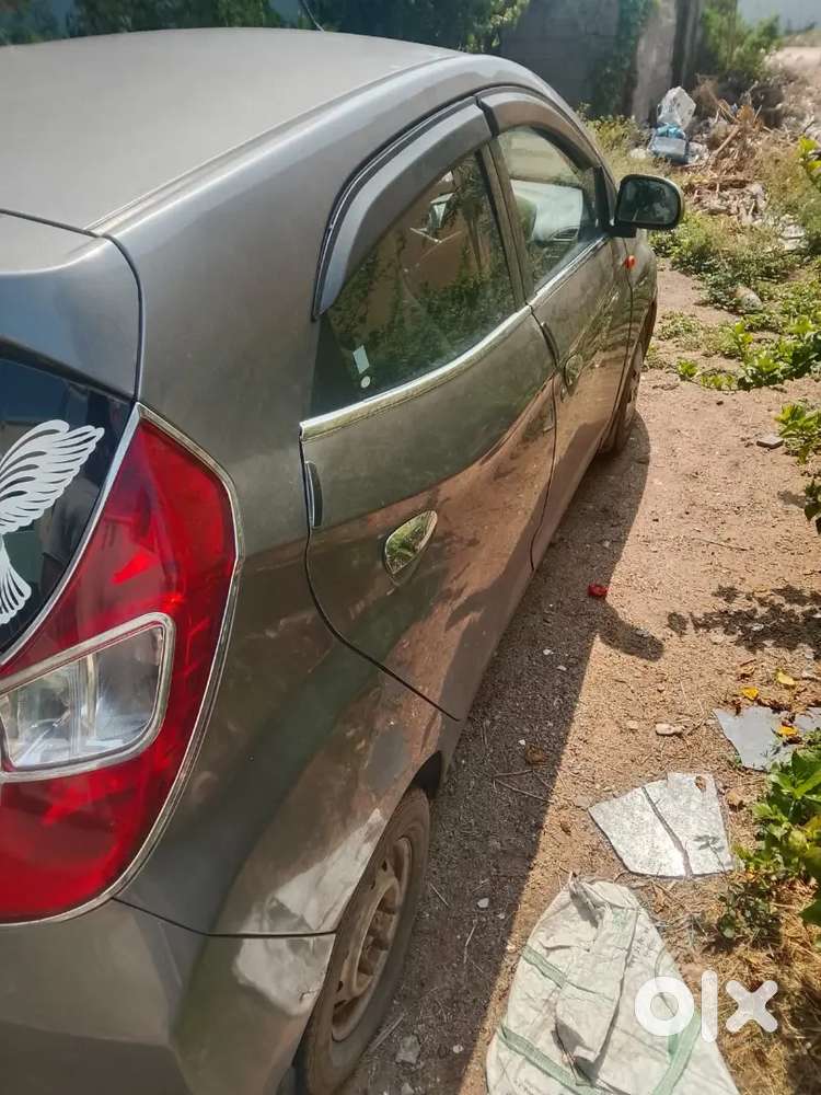 Hyundai Eon 2013 Petrol Well Maintained