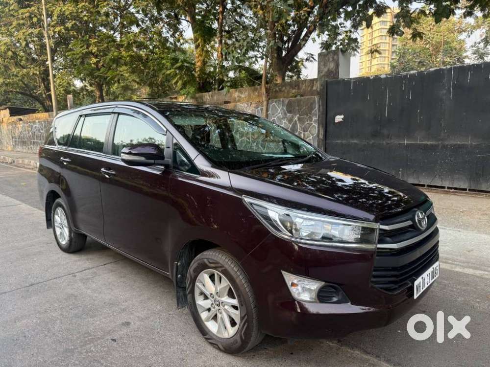 Toyota Innova Crysta 2.8 Gx At 8s, 2017, Petrol