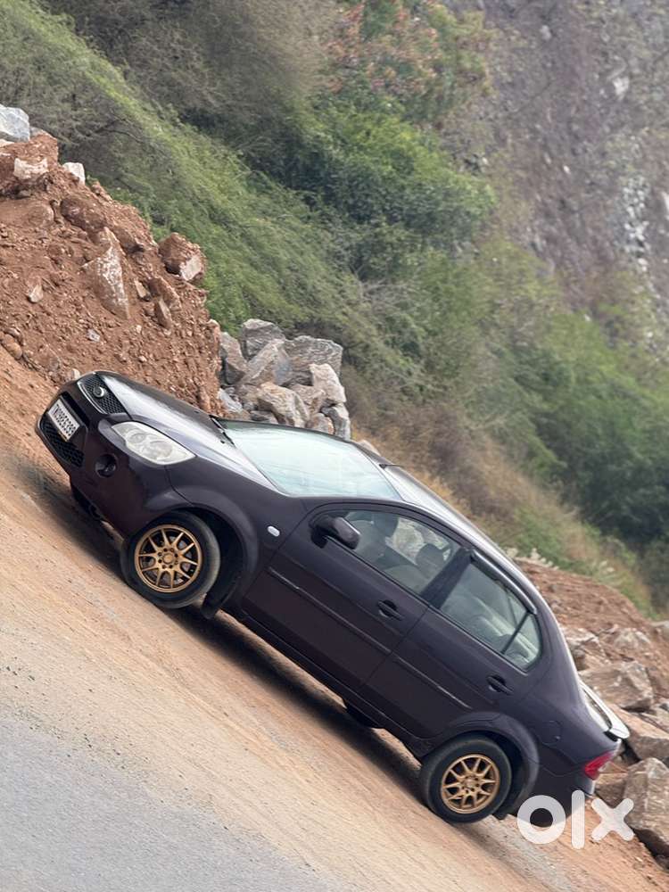 Ford Fiesta 2010 Km Driven