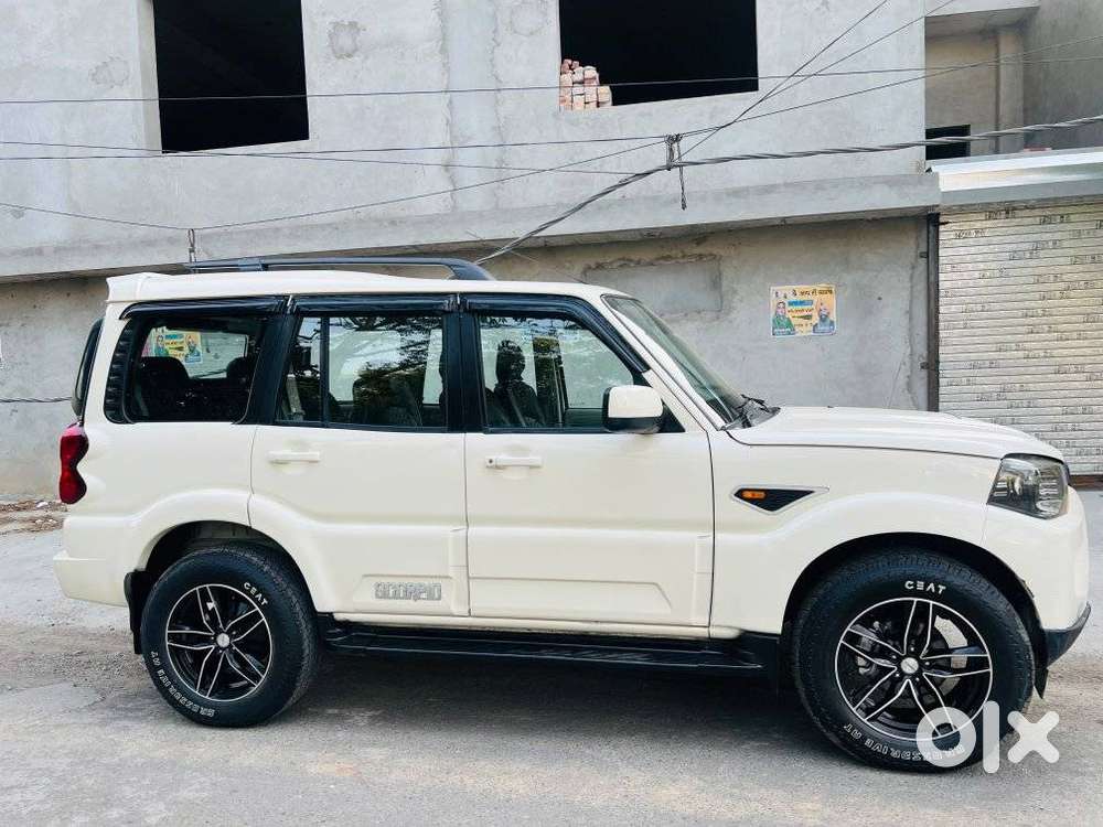 Mahindra Scorpio, 2017, Diesel