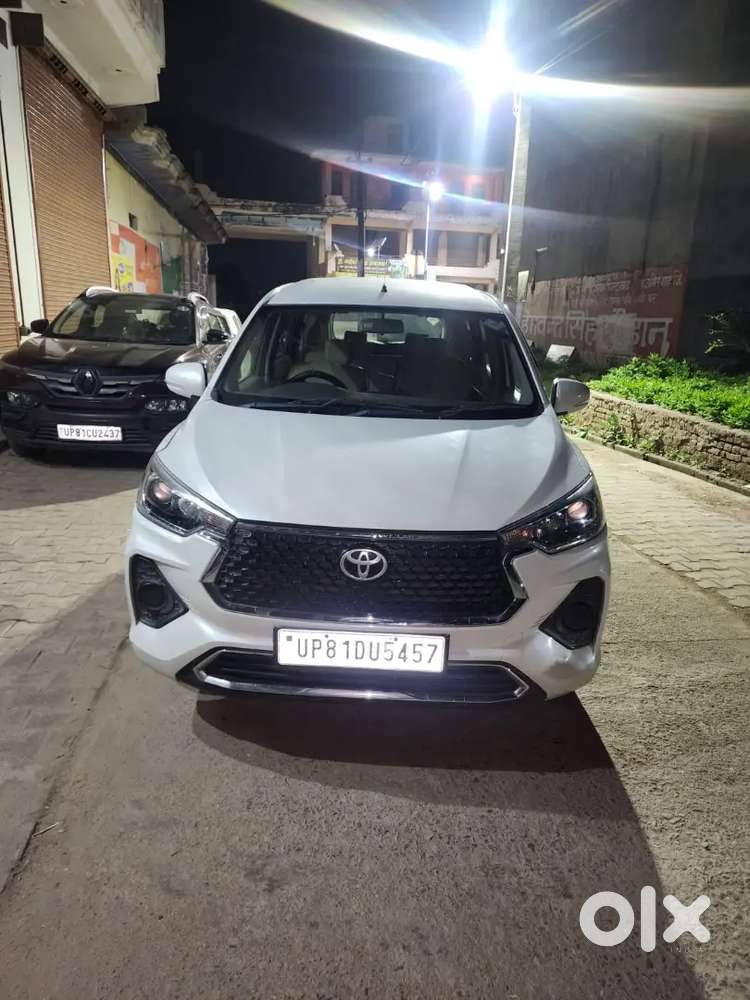 Toyota Rumion 2025 Petrol Well Maintained With Service Record