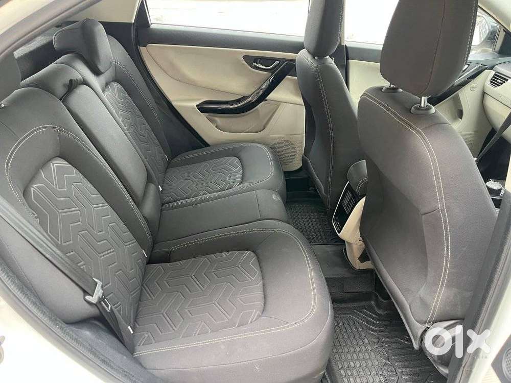 Tata Nexon 1.2 Revotron Xza Plus, 2023, Petrol