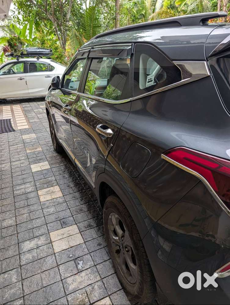 Kia Seltos 2022 December Petrol Imt