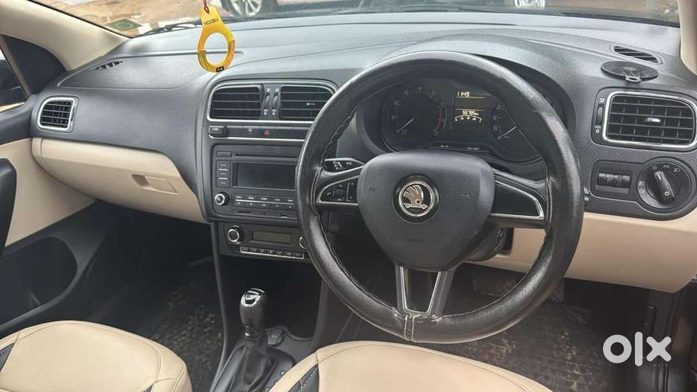 Skoda Superb Petrol 2017