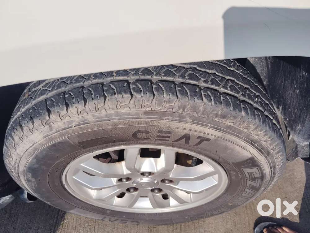 Mahindra Tuv 300 2018 Diesel 46000 Km Driven New Condition