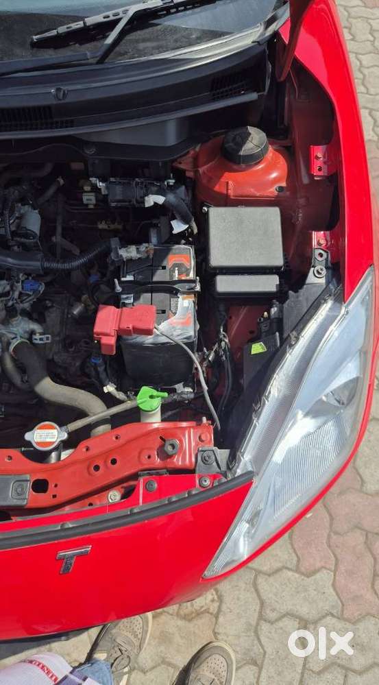 Maruti Suzuki Swift 1.2 Vxi (o), 2022, Petrol