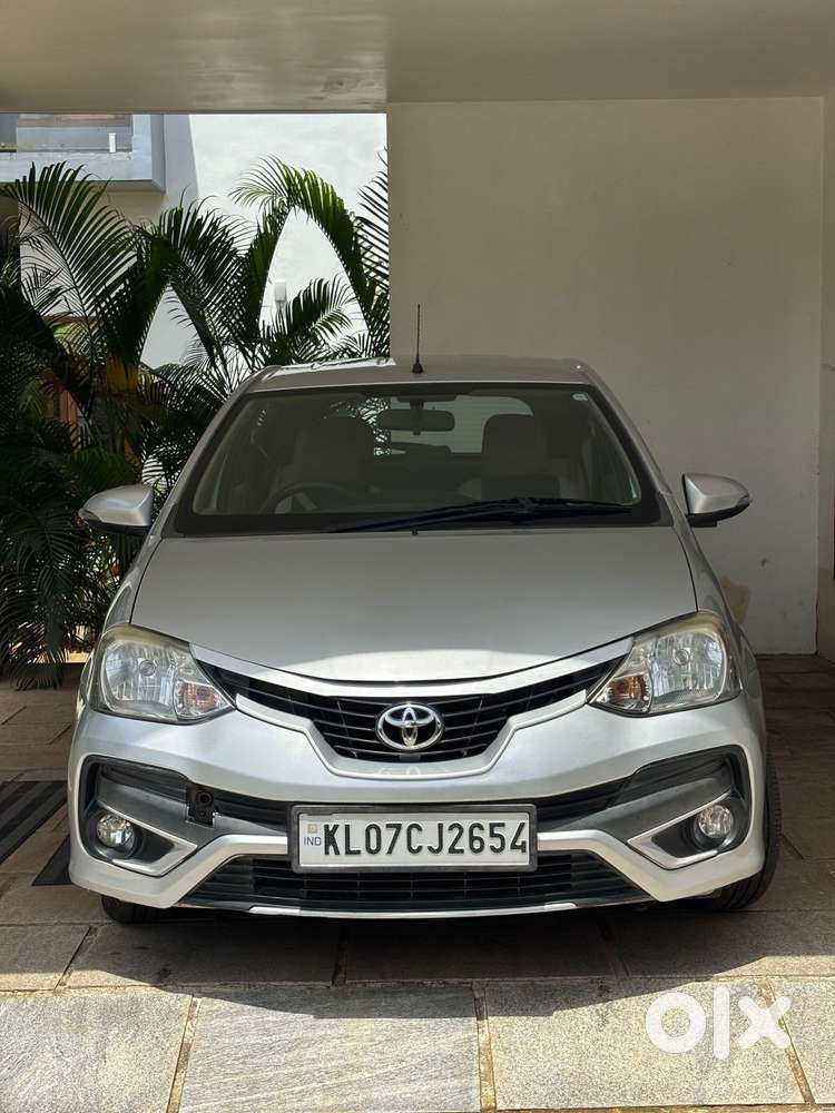 Toyota Etios Liva 1.2 V, 2017, Petrol