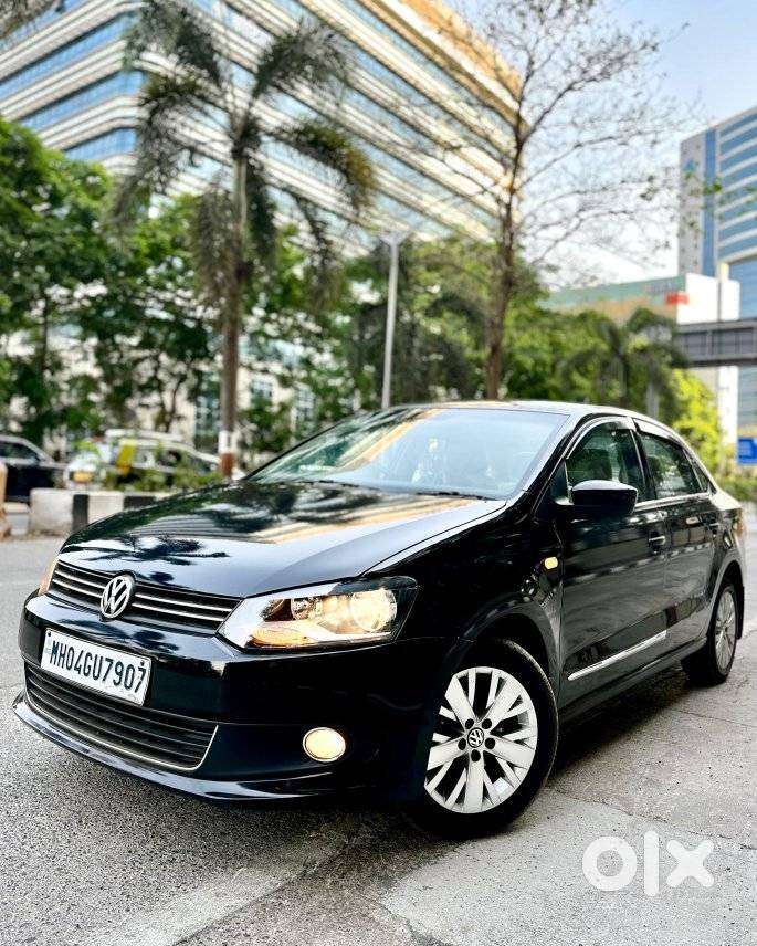 Volkswagen Vento 1.5 Highline Plus At 16 Alloy, 2015, Petrol